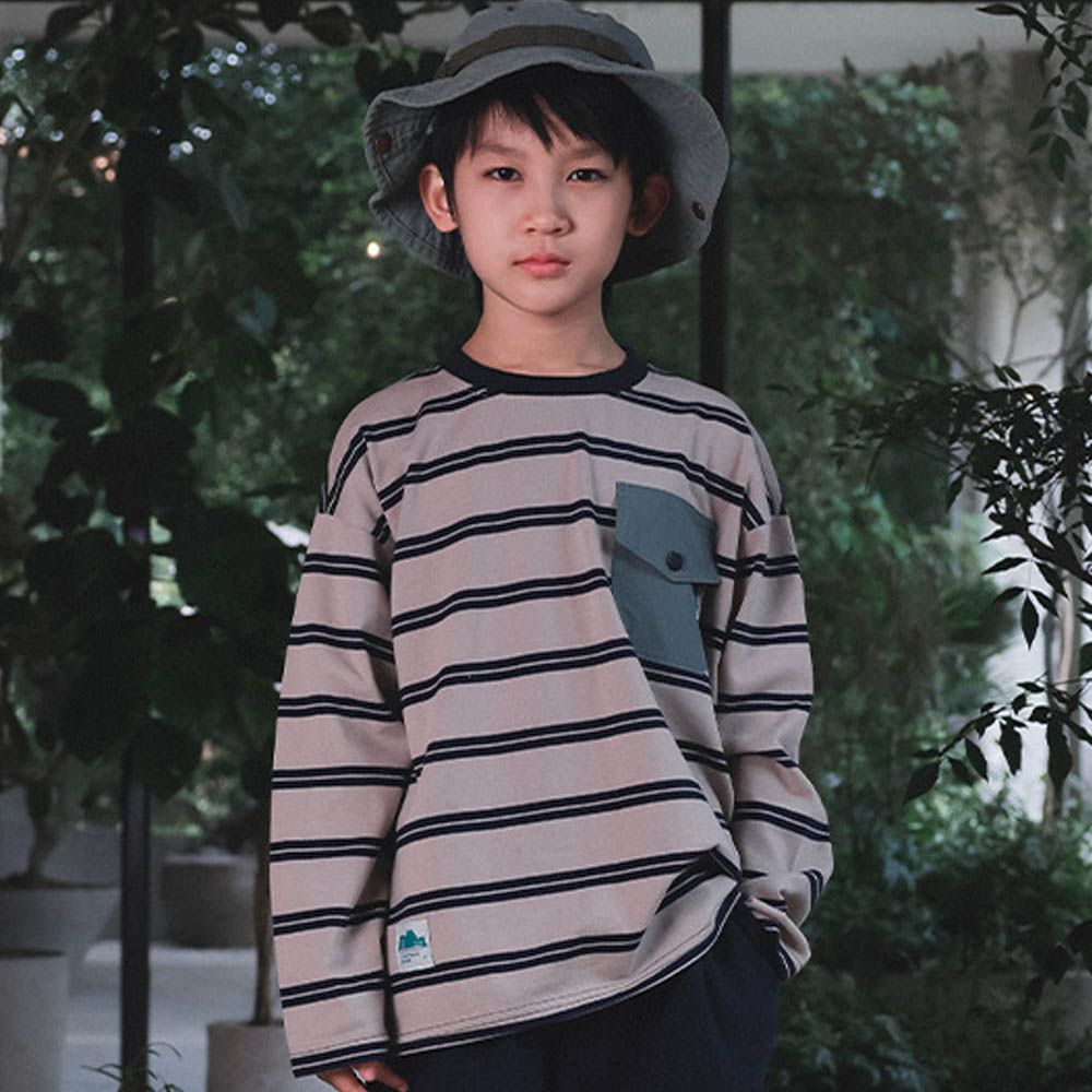 純棉圓領長袖上衣-設計口袋-卡其條紋