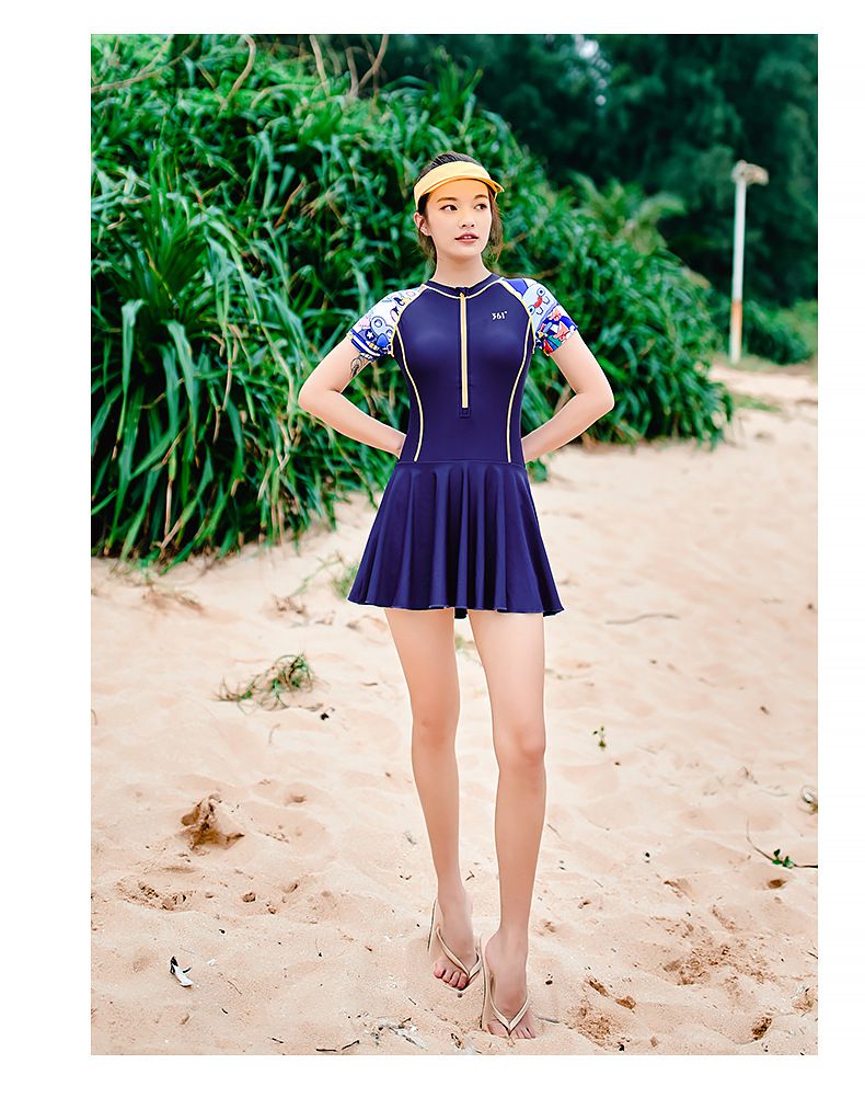 361° - 運動風短袖連身裙泳衣-熱帶樹葉-黑色