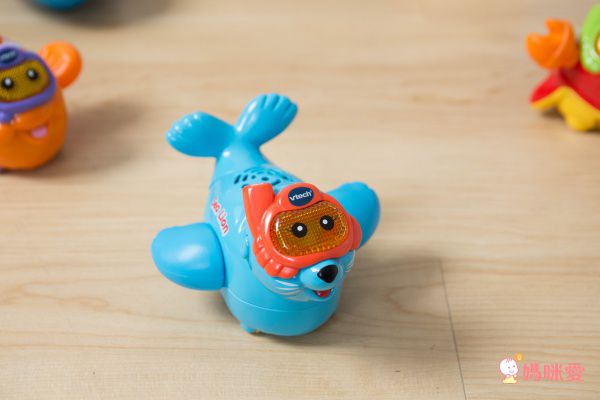 媽咪洗澡神助手♡【英國Vtech ✖ 加拿大MARCUS】歡樂聲光洗澡玩具♡泡泡章魚邊洗澡邊唱歌