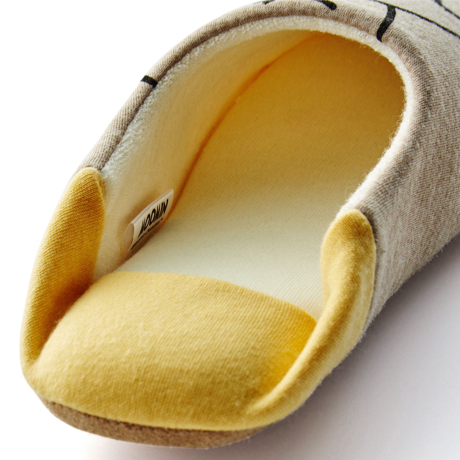 日本千趣會 - 嚕嚕咪 質感室內拖-杏黃 (22-24cm)