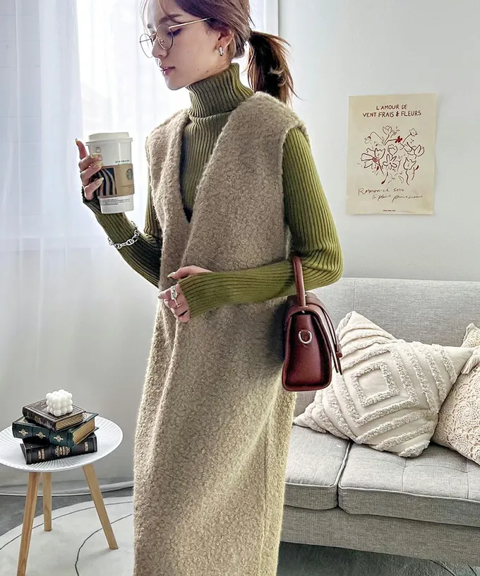 日本 Classical Elf - 毛茸茸修身V領背心裙-灰杏