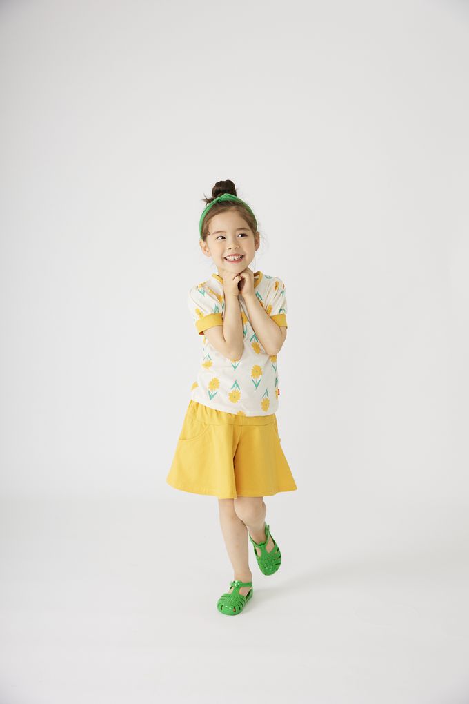 韓國 OZKIZ - 滿版小黃花印短袖套裝-白X黃