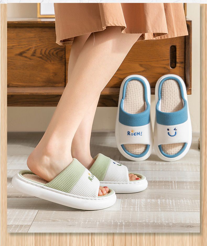 厚底海綿感亞麻室內拖鞋-眨眼微笑-灰色