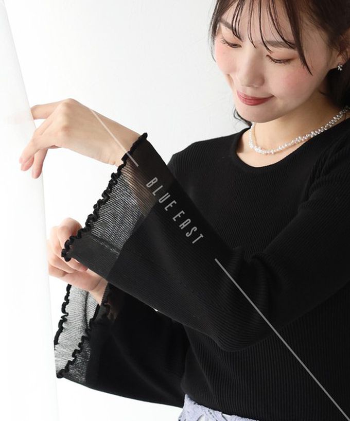 日本 BLUE EAST - 修身羅紋透膚層次喇叭長袖上衣-灰