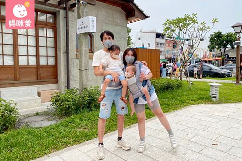 <span>擁有一條優質的新生兒背巾，就能更自在的帶寶寶外出，不像推車會受限於空間大小或路面不平，還能空出雙手，不論外出購物、在家煮飯做事都很好用。</span><span>嬰兒背巾的優點這麼多：</span>
<ul>
<li><span>能建立寶寶的</span><span>安全感</span><span>與信任感</span></li>
<li><span>確保新生兒的脊椎與髖關節發育</span></li>
<li><span>大人能空出雙手做事</span></li>
<li><span>舒緩爸媽的肩頸腰部壓力</span></li>
<li><span>外出也方便哺餵母乳</span></li>
<li><span>培養寶寶與爸媽的親密時光</span></li>
</ul>