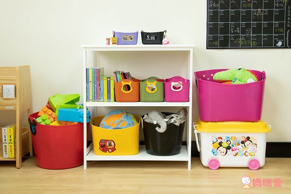 日本錦化成 - 日本製置物籃三入組-小熊維尼-墨綠.米白.橘 (17.5*10*13cm)-500ML