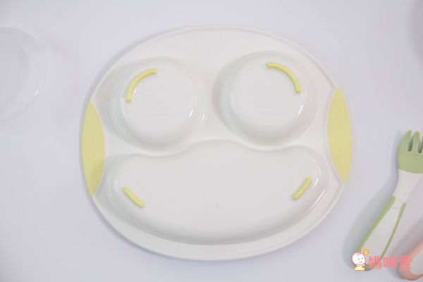 日本 Richell 利其爾TLI豪華餐具組禮盒