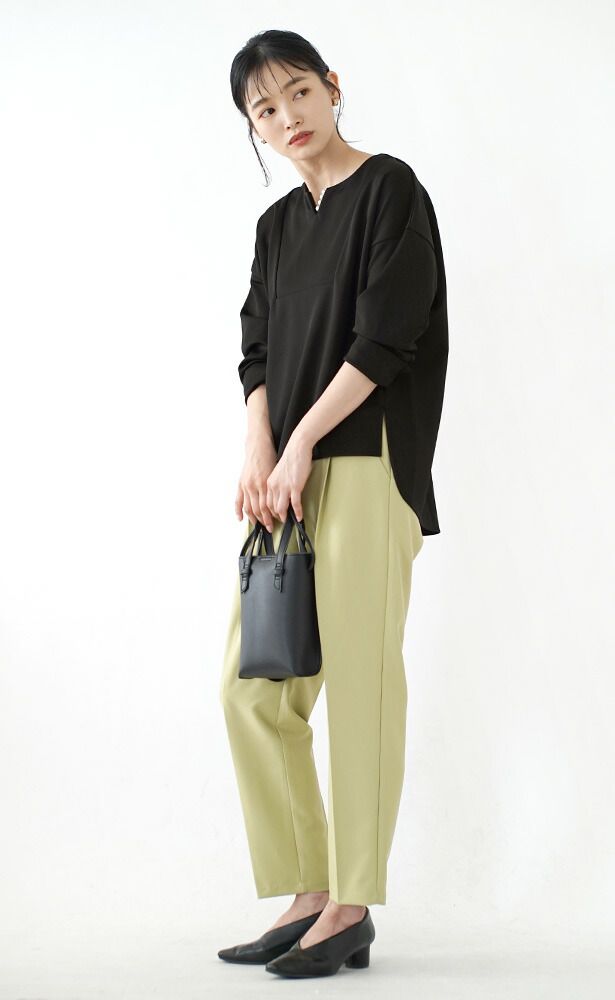 日本 zootie - 氣質珍珠釦小V領長袖上衣-象牙白