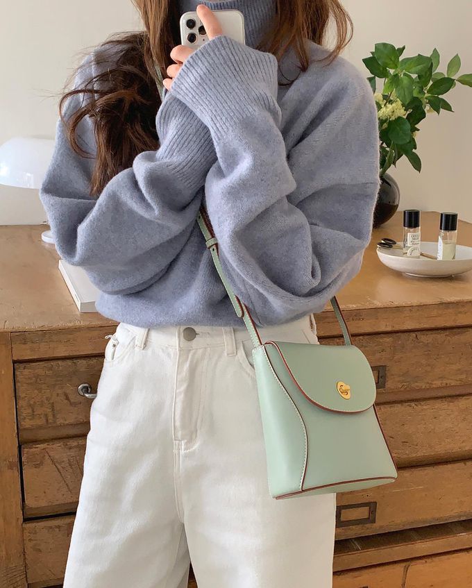 韓國lemego - 牛皮復古金釦側背包(Sand)-薄荷綠