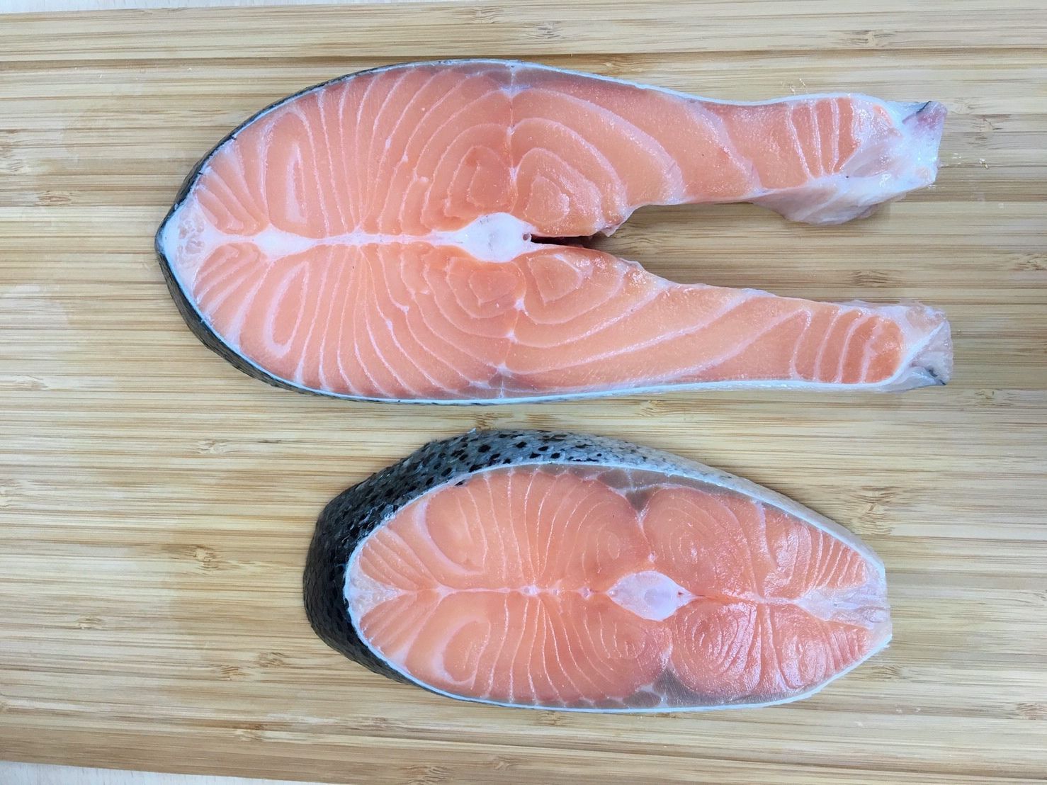 頂級和牛漢堡2片＄149！【卡馬龍】A5和牛、白晶蝦、鮭魚菲力
