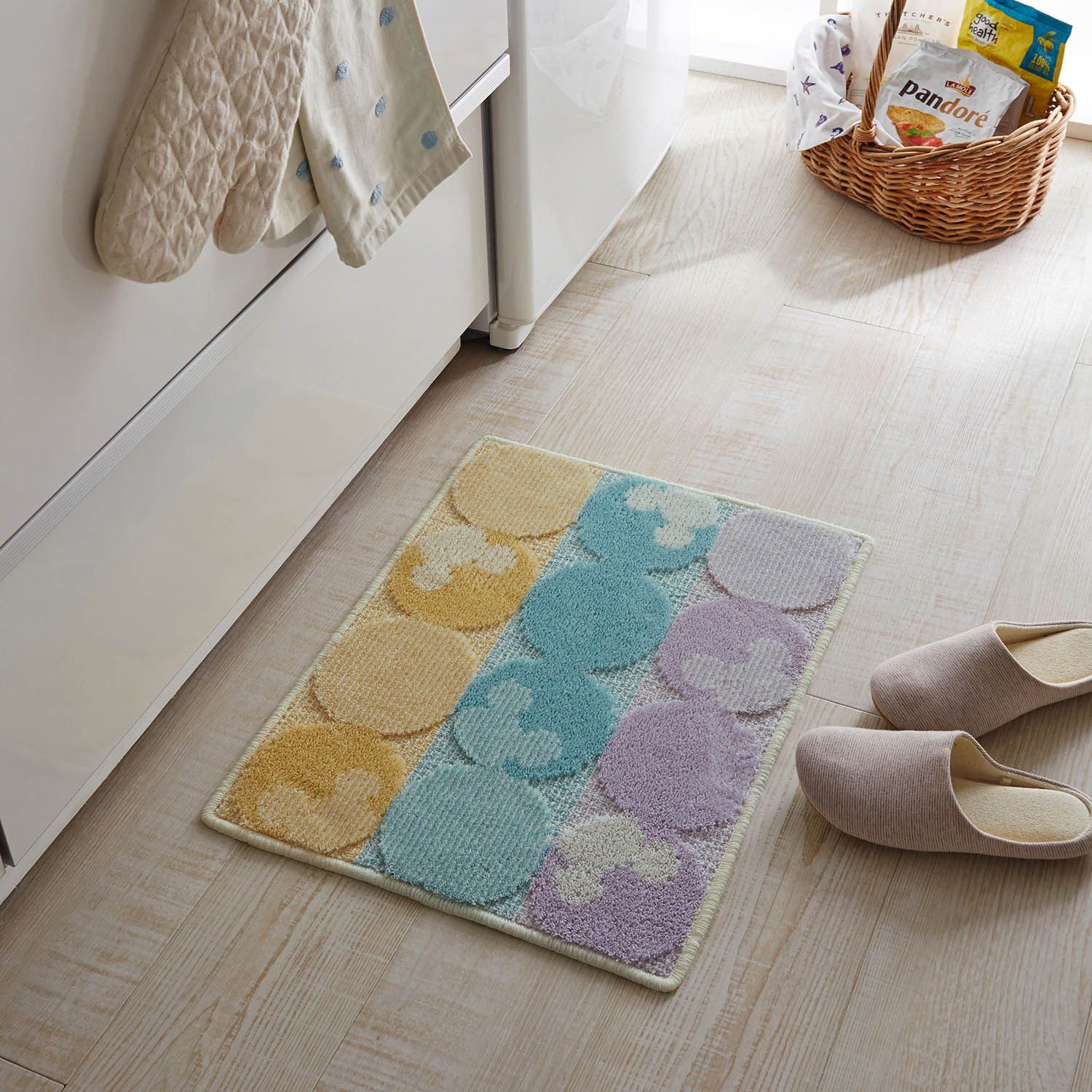 日本千趣會 - 日本製 迪士尼抗菌長型腳踏墊(廚房/臥室)-米奇頭-彩色