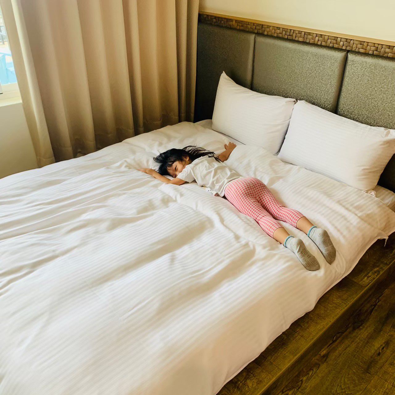 戀戀星辰湖畔莊園星光館 - 平日入住-花園家庭四人房含四客早餐住宿券-優惠效期至 2024/02/28