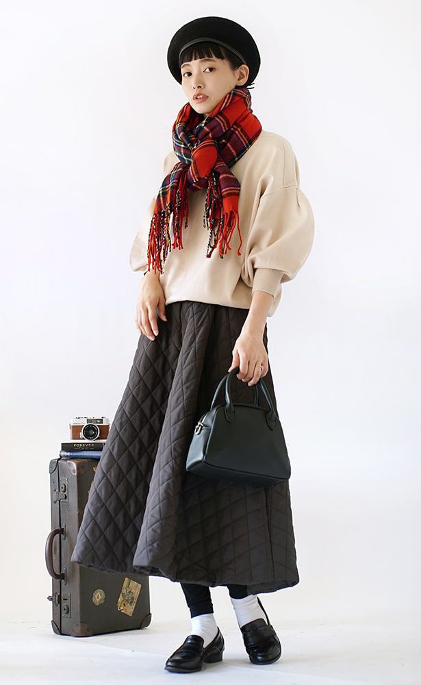 日本 zootie - 顯瘦船領氣球袖薄針織上衣-黑