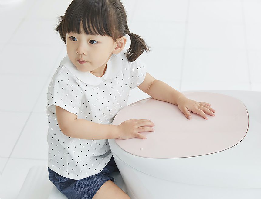 有了這款子母馬桶蓋，小童再也不用包尿布，屁屁也不會癢癢的囉