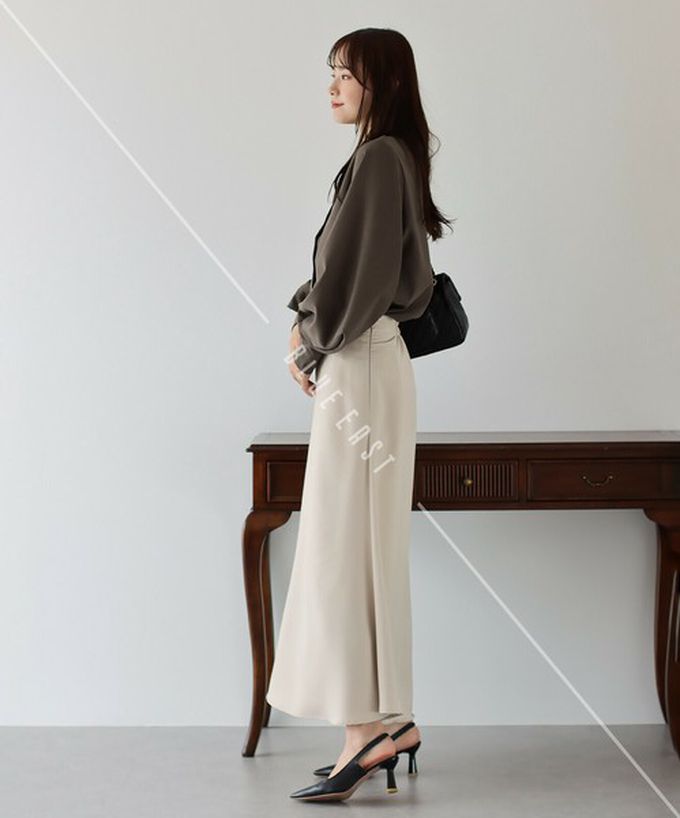 日本 BLUE EAST - 知性小立領澎澎氣球袖襯衫-奶茶