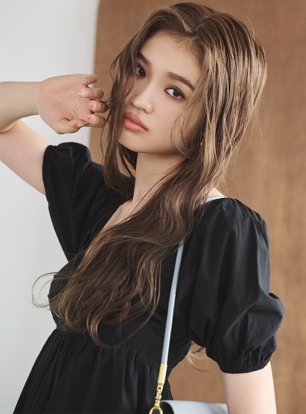 日本 GRL - 法式愛心領短版泡泡袖洋裝-經典黑