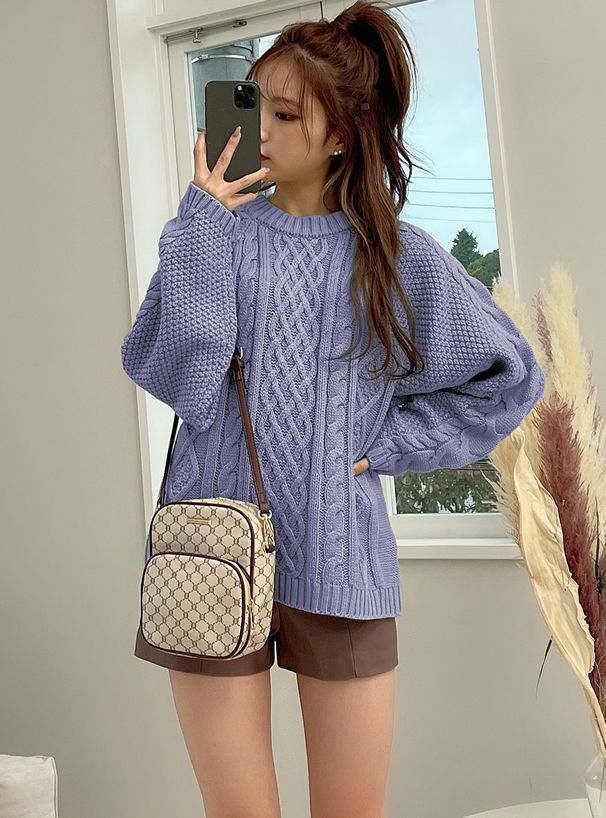 日本 GRL - 滿版花押字休閒方形雙口袋側背包-米 (F)