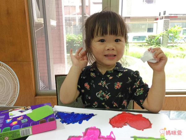 英國Little Brian - 可洗式無毒兒童專用水彩棒-6色(金屬色）