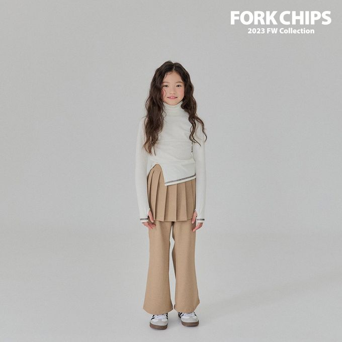 韓國 FORK CHIPS - 鬆緊腰裝飾百褶裙微喇叭長褲-卡其