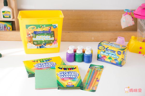 幫芭比製作獨一無二的裙子 ❤ 可重複製作～超好玩！