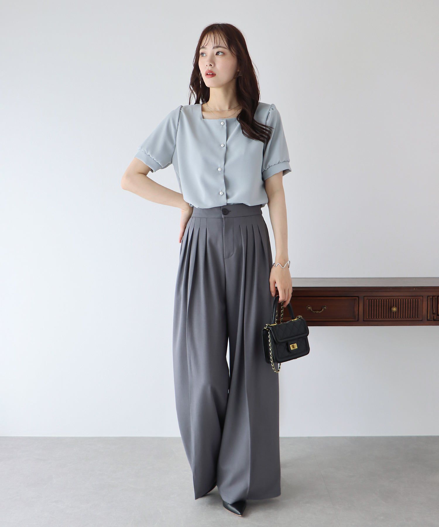 日本 BLUE EAST - 法式方領短袖珍珠釦襯衫-水藍