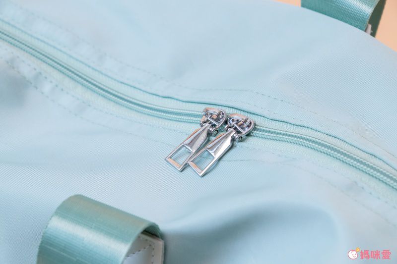 oonir - 乾濕分離旅行運動包-深藍色