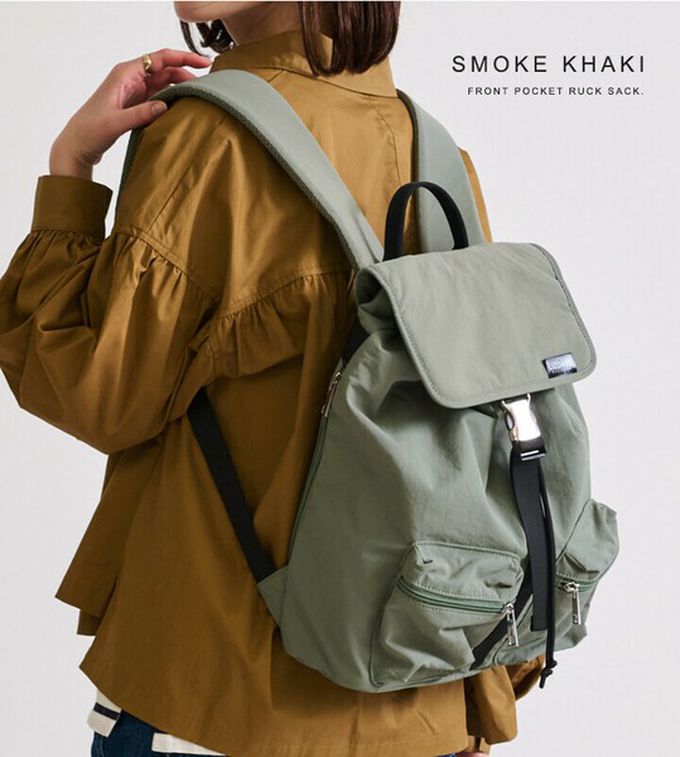 日本 LIZDAYS - 輕量簡約防潑水多口袋後背包-煙燻綠 (30x35cm)