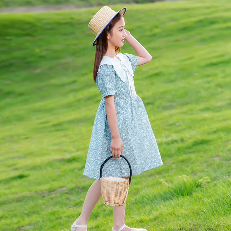 娃娃領短袖洋裝-碎花紋路-淺藍色