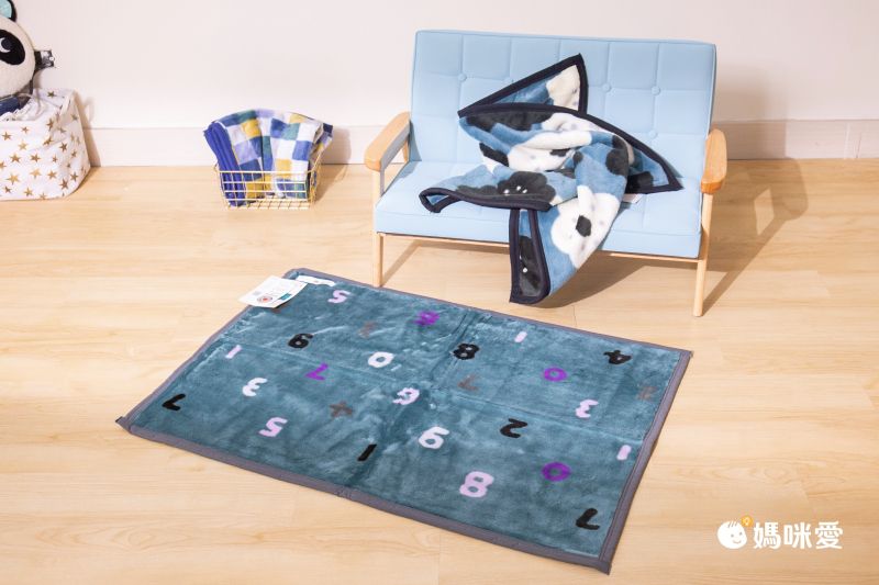 日本代購 - 【SOU·SOU】日本製質感保暖毛毯-黑白花 (70x100cm)