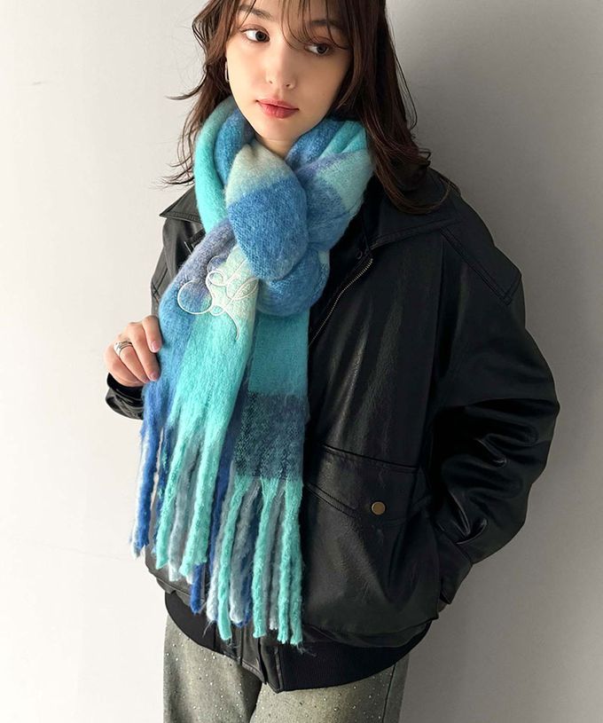 日本 Classical Elf - 蓬鬆份量感logo刺繡流蘇圍巾-藍色系