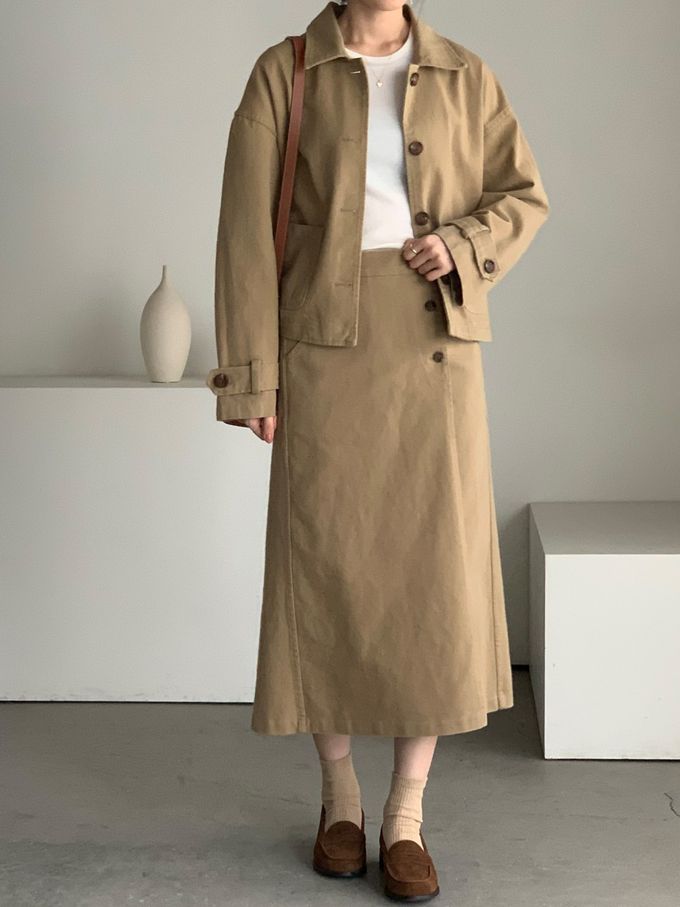 韓國女裝連線 - 後鬆緊鈕扣點綴A字長裙-卡其 (FREE)