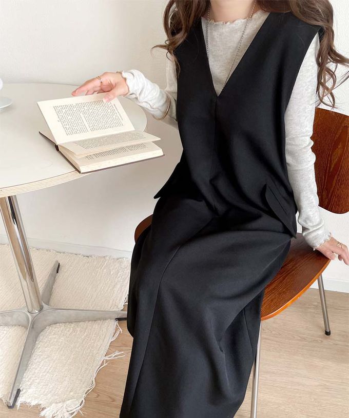 日本 Classical Elf - 簡約深V領氣質線條背心裙-卡其