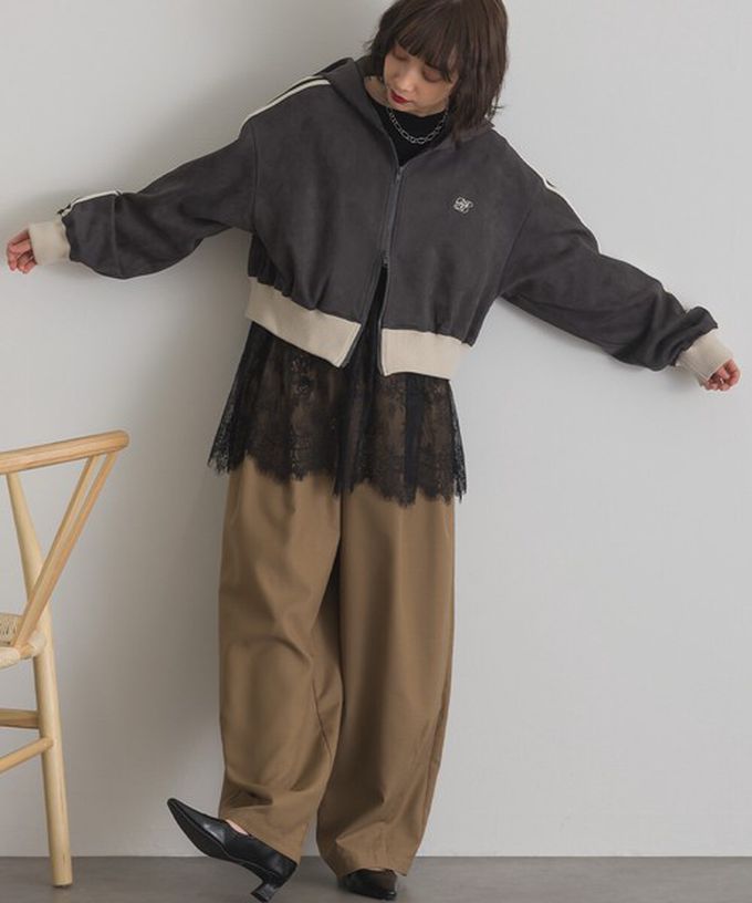 日本 ELENCARE DUE - 麂皮俐落雙拉鍊短版連帽外套-象牙米