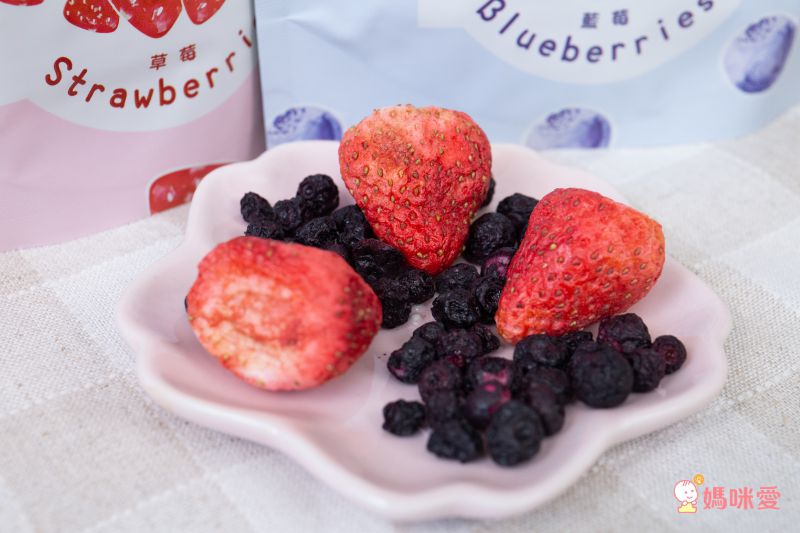 義美生機 - 真甘純 草莓 (冷凍乾燥果乾)-13g/夾鏈袋 *3入