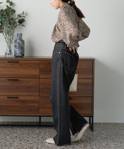 日本 Bou Jeloud - 歐風碎花澎澎袖上衣-氣質黑