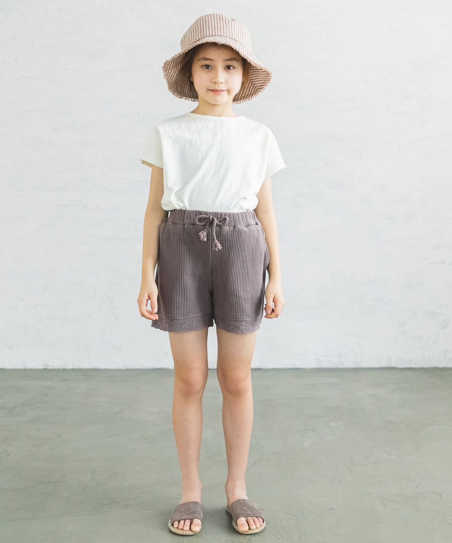 日本 PAIRMANON - 純棉鬆餅紋蕾絲拼接短褲-黑