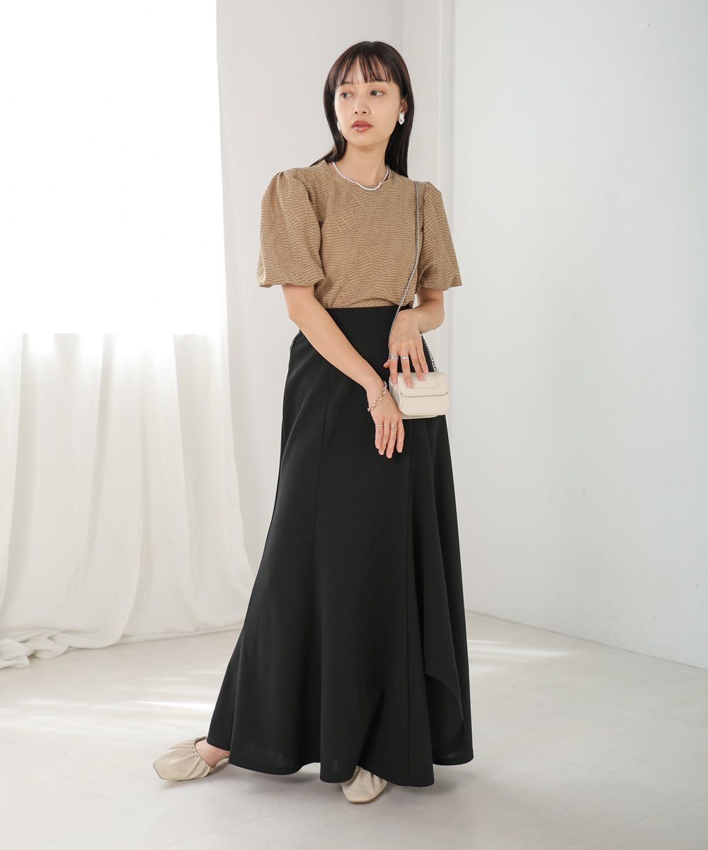 日本 Bab - 浪瓣花瓣層次修身長裙-黑