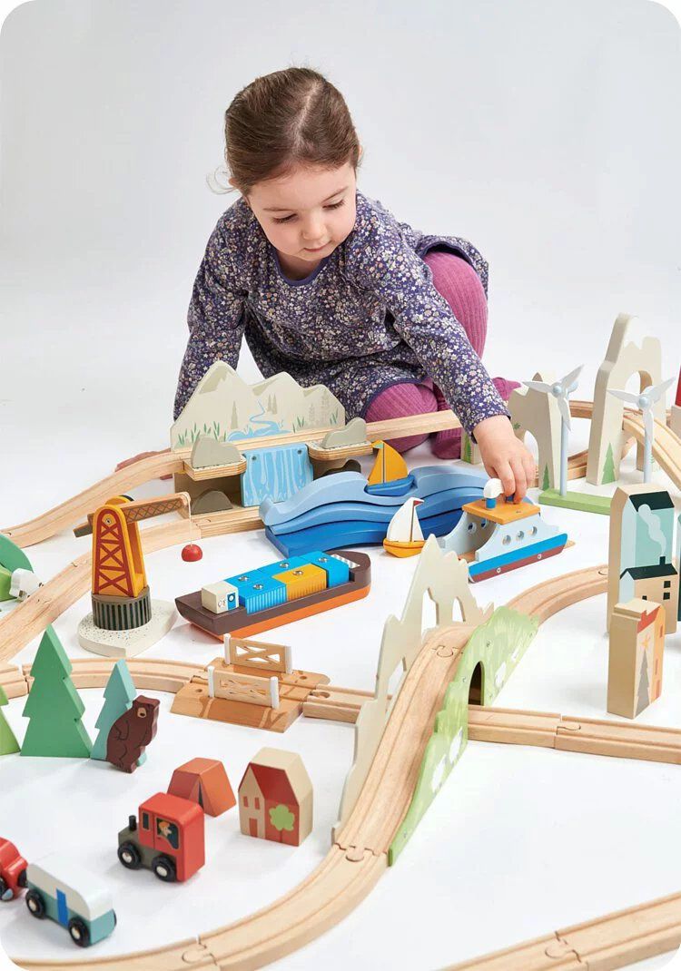 美國 Tender Leaf - 濱海山城運輸軌道組