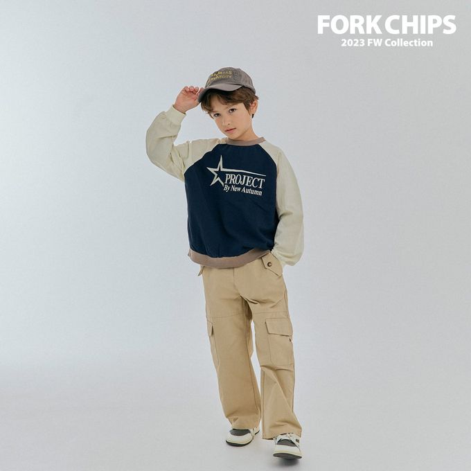 韓國 FORK CHIPS - 刺繡文字拼色長袖大學T-深藍