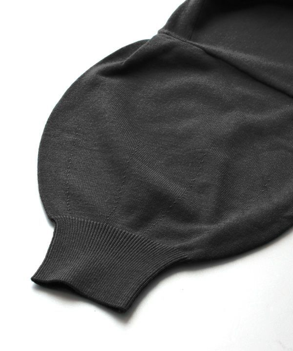 日本 zootie - 顯瘦船領氣球袖薄針織上衣-黑