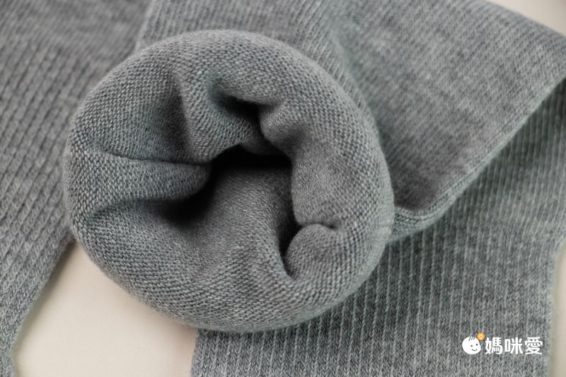 日本女裝代購 - 日本製 拇指外翻&小指內翻輔助舒適三趾襪-黑 (23-25cm)