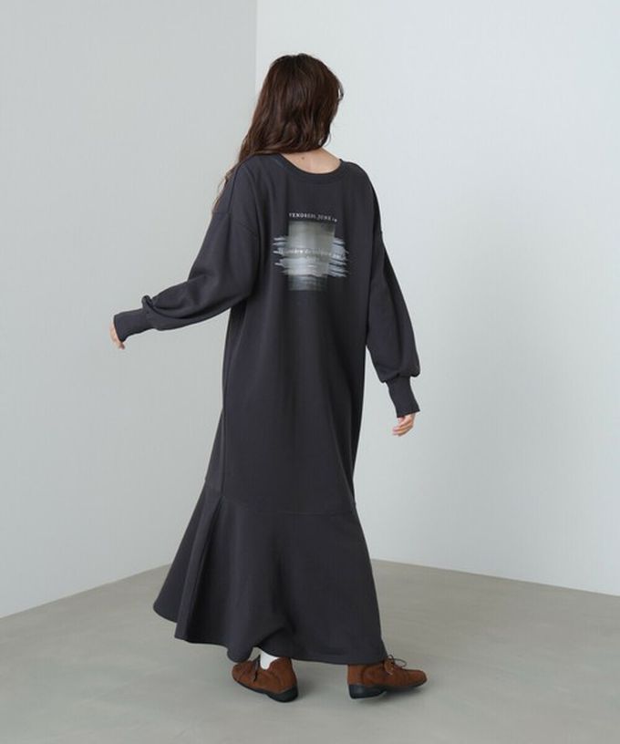 日本 Bab - 前後2way魚尾下擺休閒印花長袖洋裝-淺灰