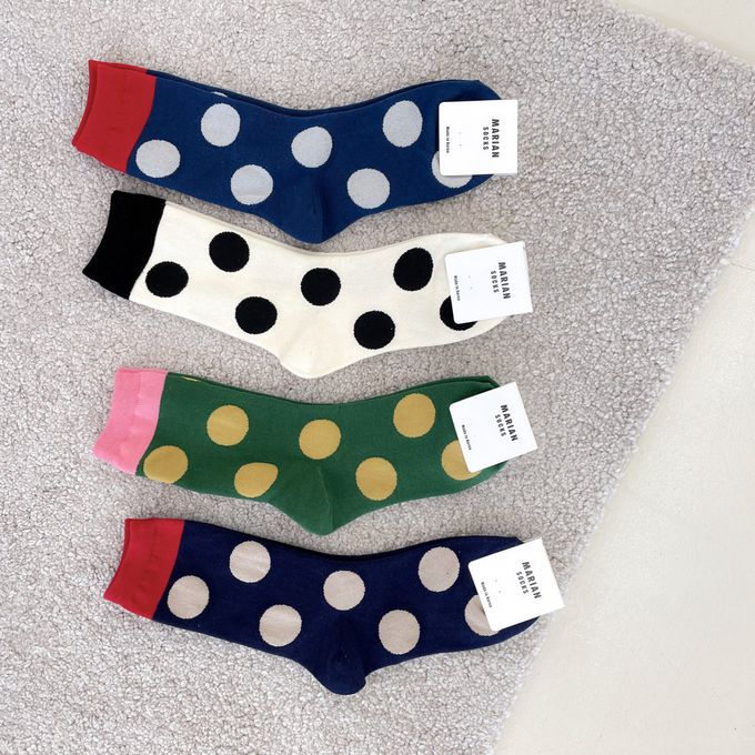 韓國Marian - 撞色大圓點中筒襪-白X黑 (Free)