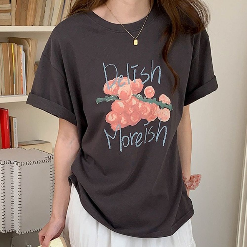 寬鬆落肩短袖上衣-油畫果實印-墨灰 (F)