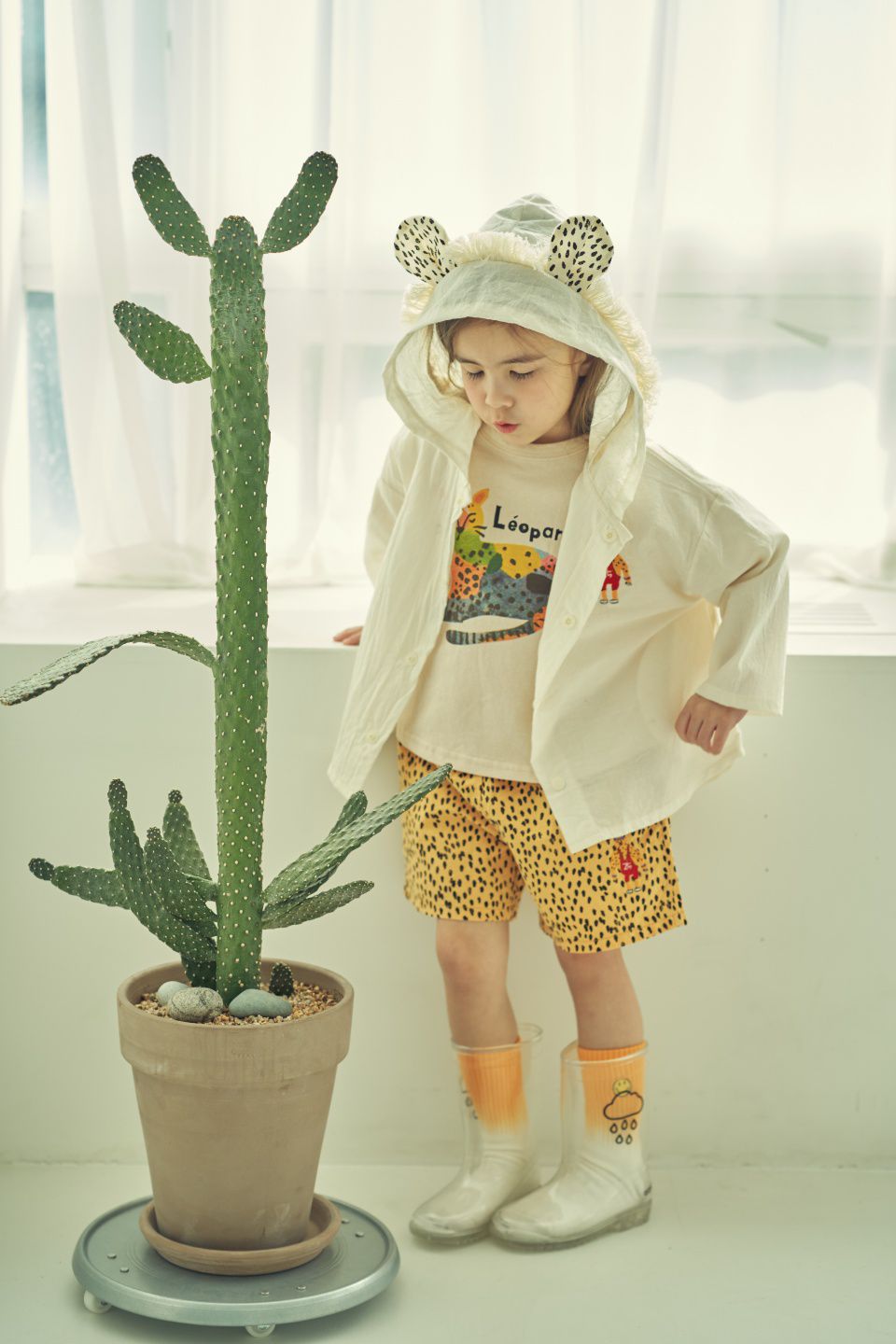 韓國 Mimico - 花豹造型耳朵薄外套-象牙白