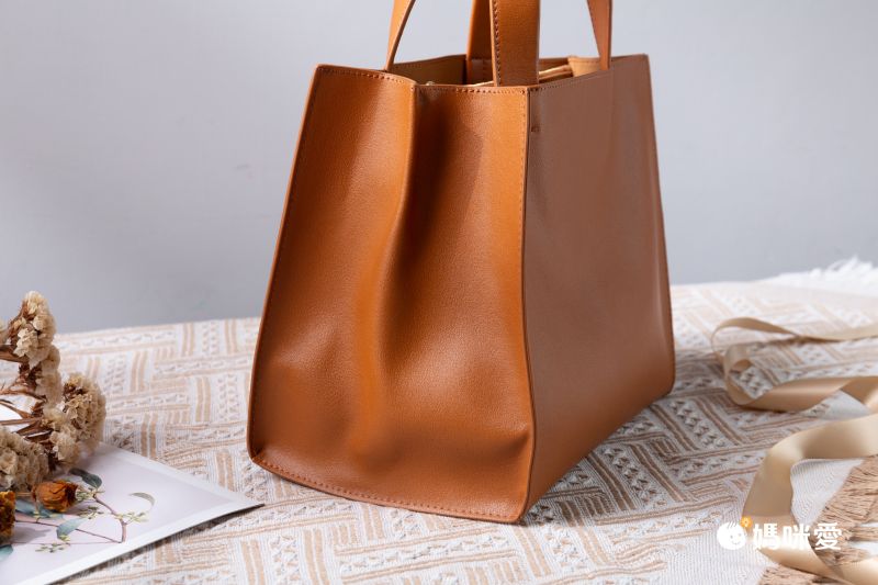 日本 MURA - [樂天NO.1] Square輕量皮革方形托特包-深可可 (26x23x16cm)