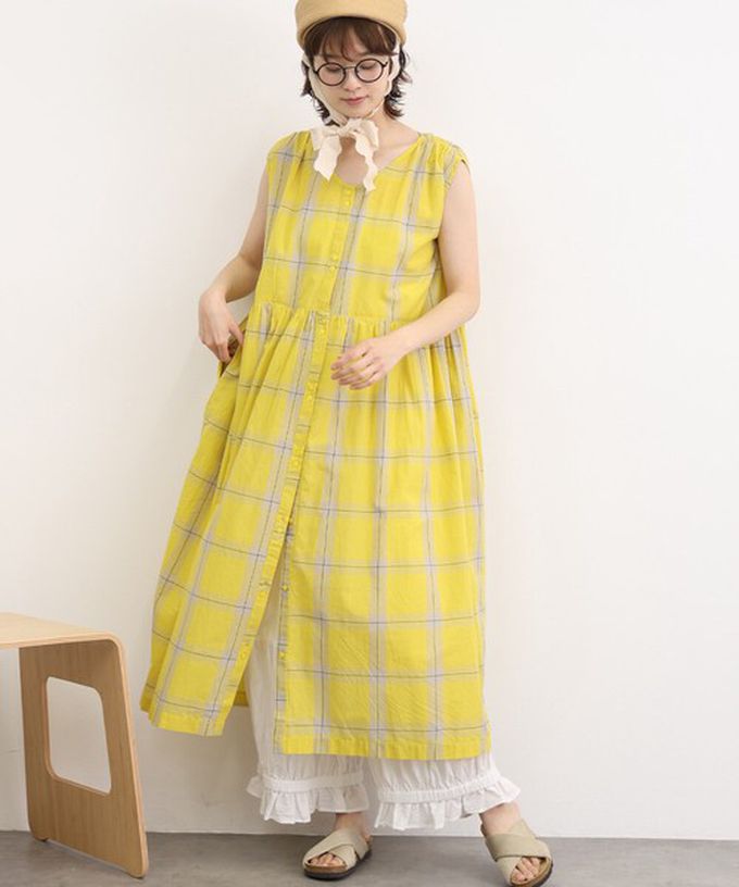 日本 Lupilien - 100%印度棉 清爽格紋開襟無袖洋裝-灰褐