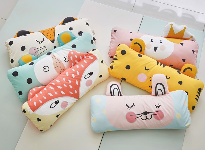 可愛的動物造型讓寶貝們也是愛不釋手呢！不但可以當枕頭、抱枕，也能當成娃娃喔