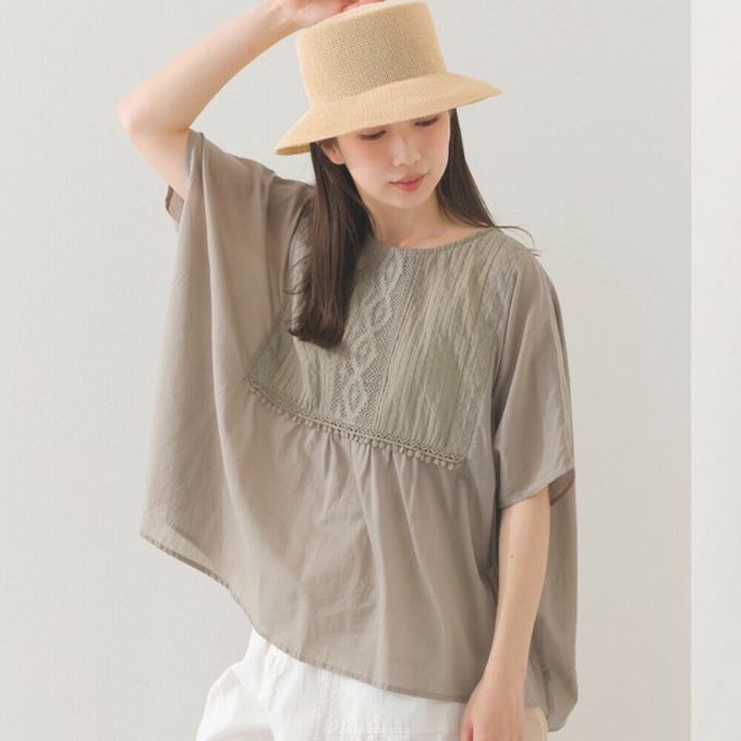 日本 OMNES - 印度棉 細節感輕透皺褶大寬袖上衣-卡其