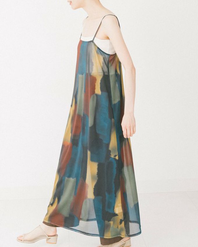 日本 gleam - 水彩暈染風夢境薄紗細肩帶洋裝-米棕系